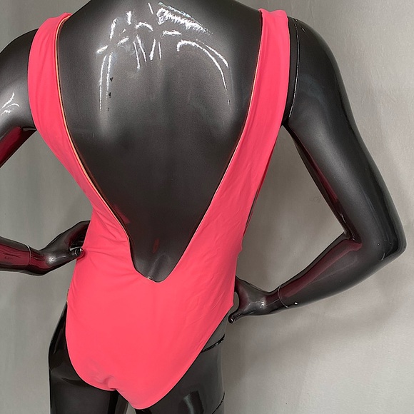 AERIE PINK ON ONE-SIDE & ORANGE ON THE OTHER . ONE PIECE SWIMSUIT - Picture 4 of 6